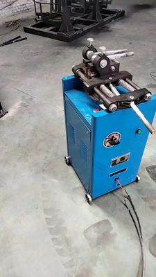 左電極右電極付きの25kva バット・ウェルダー