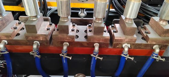 6 電極 溶接 機械 部品 380V 12m/Min 1 年間の保証